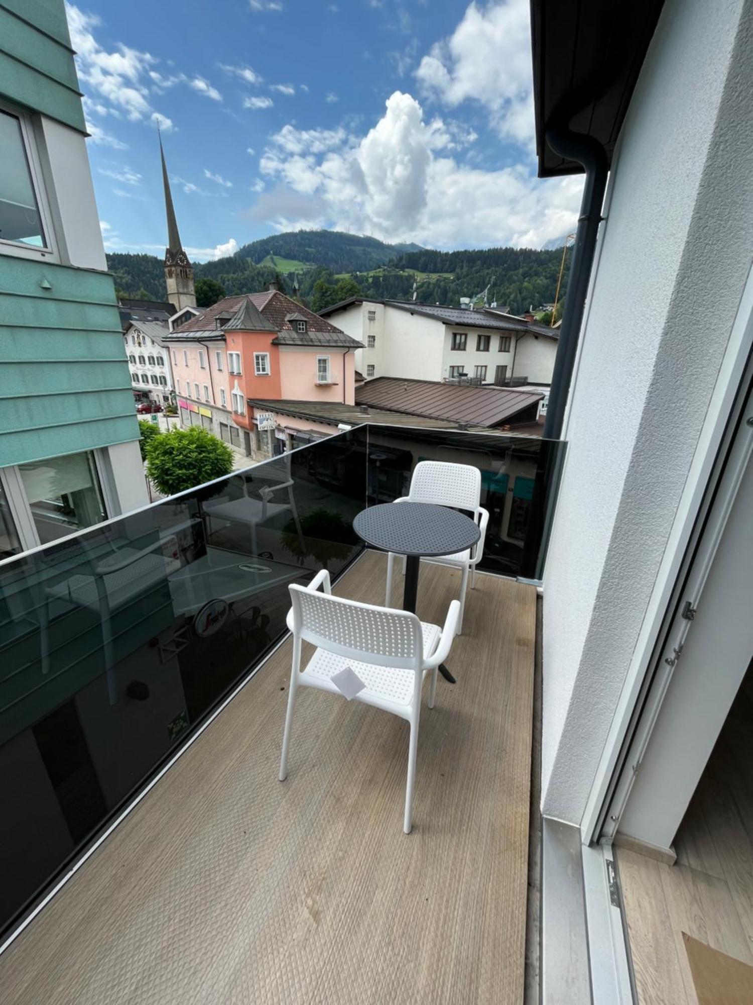 City Living Bischofshofen - Neue Stadtwohnung ภายนอก รูปภาพ